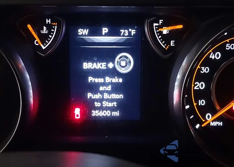 2021 Jeep Gladiator Willys Sport 4X4 z USA, uszkodzony, nr VIN 1C6HJTAG5ML545717